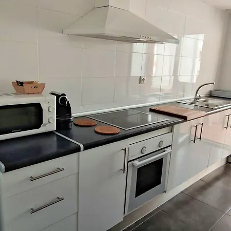 Daire 3 Bedrooms With Wifi At