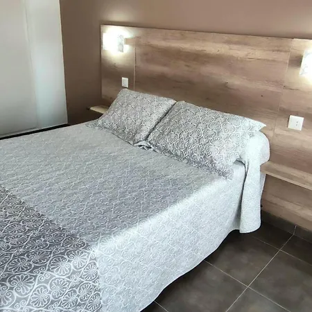 Daire 3 Bedrooms With Wifi At